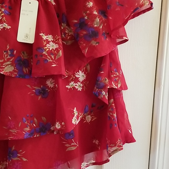 Japna Red Floral Ruffled Blouse, Size M, NWT - Picture 4 of 5